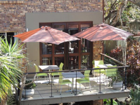 Гостиница Nelspruit Mariu Guest House  Mbombela